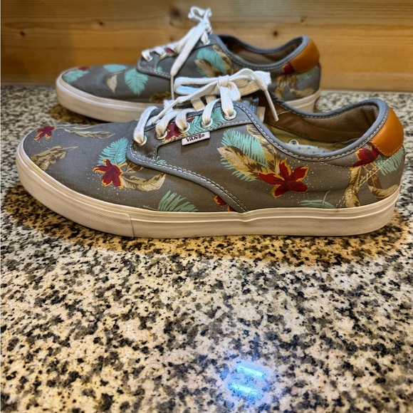 Vans Low Top Sneakers Tropical Floral Print Gray White Lace Up Men US 13 - Picture 6 of 13